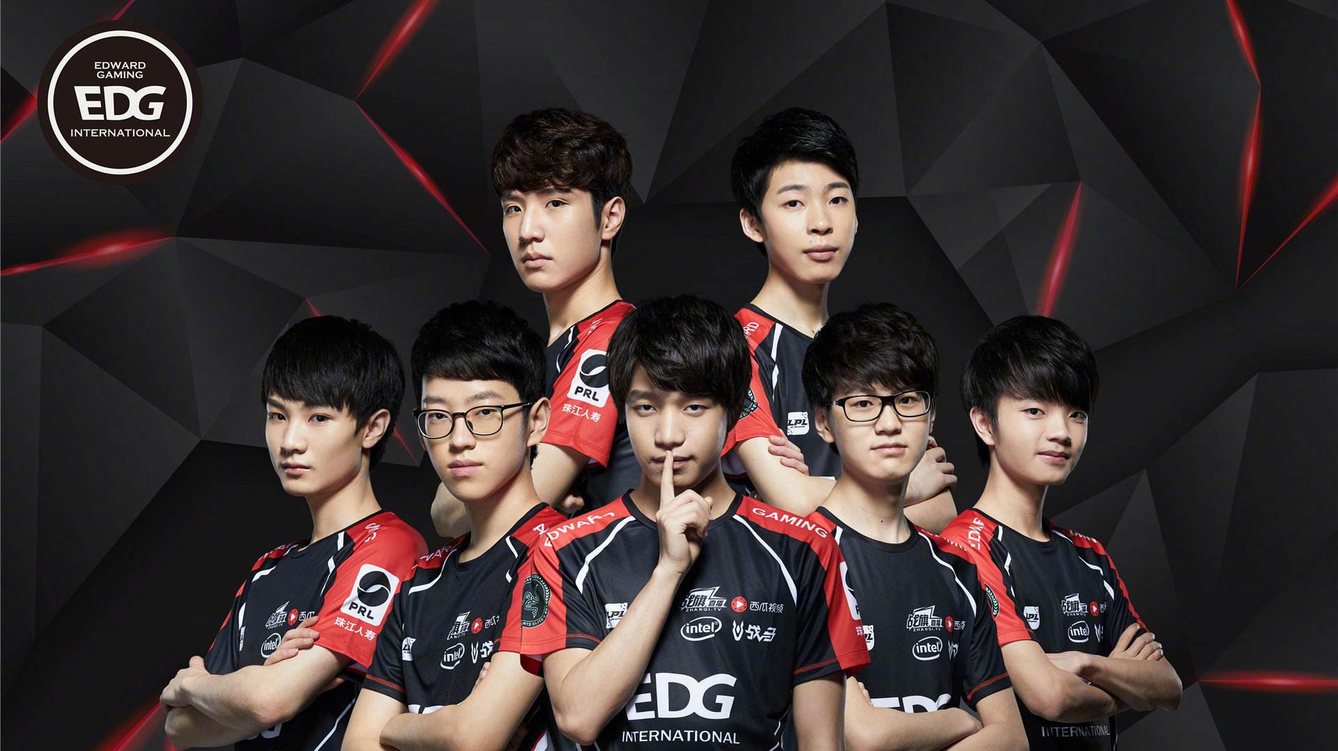 建英展现出 建英展现出