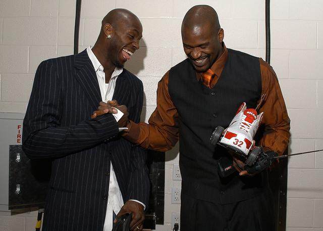 《恋与深空》正式公开秦彻！回应泄密：将积极维权